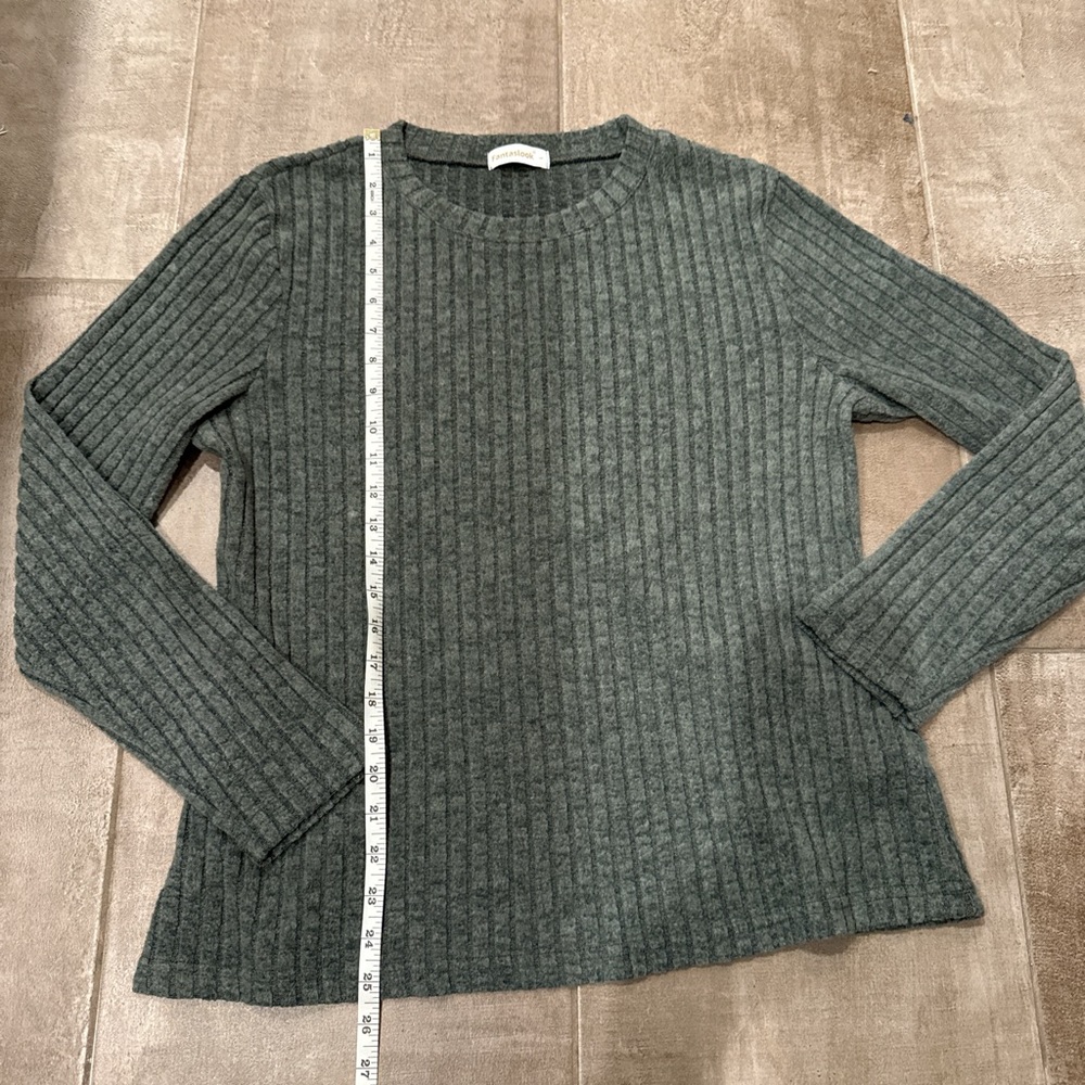 Dark Green Ribbed Long Sleeve Top - Picture 2 of 5